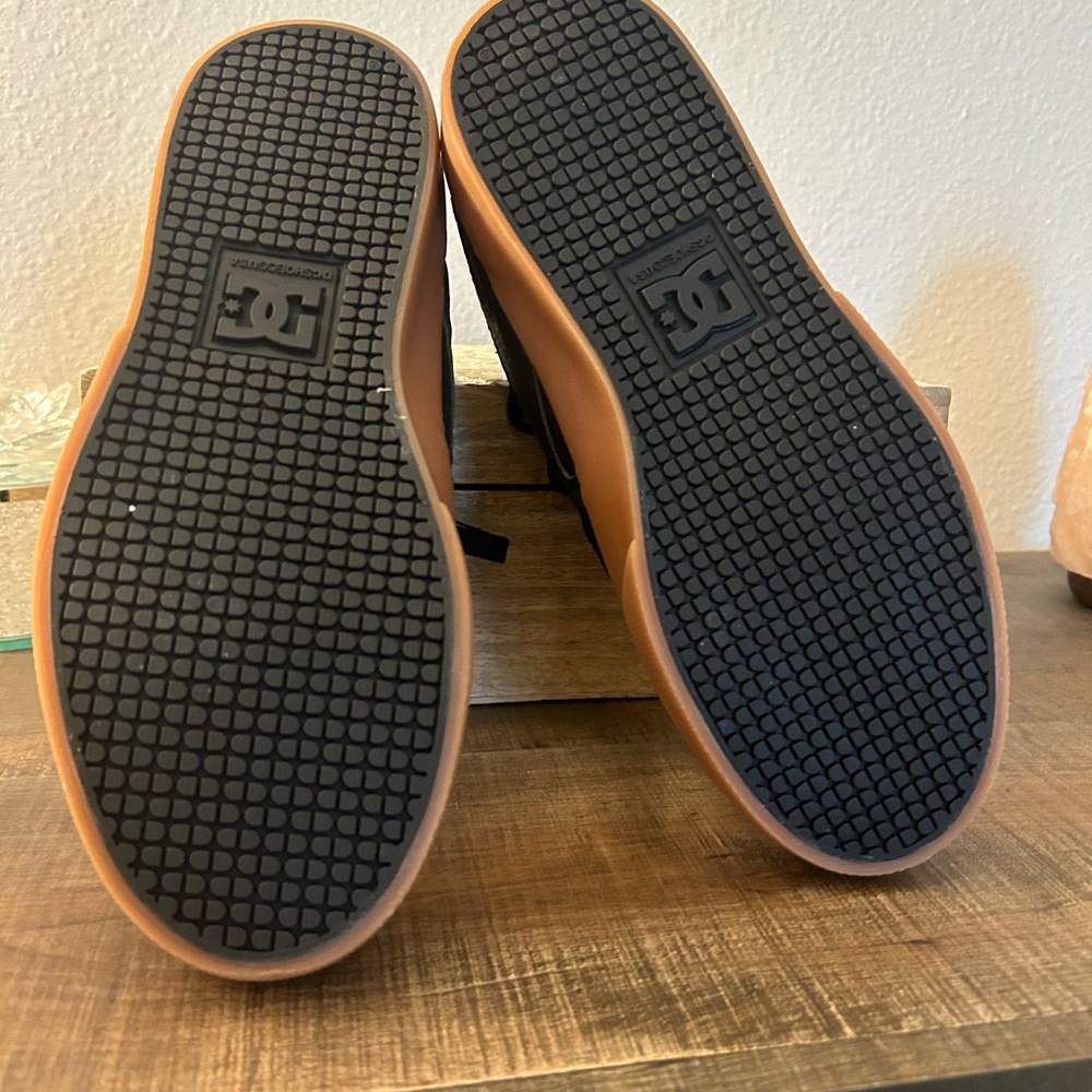 Kids DC Kalis Volc Skate Shoes - Picture 7 of 7